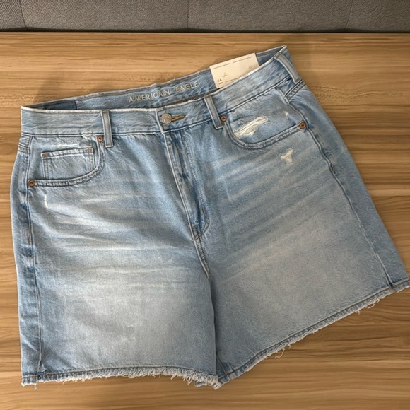 American Eagle Outfitters Pants - American Eagle Highest rise Baggy Short NWT